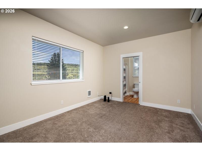 Bedroom, Owner's Suite