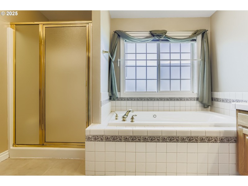 Owner's Suite Bathroom