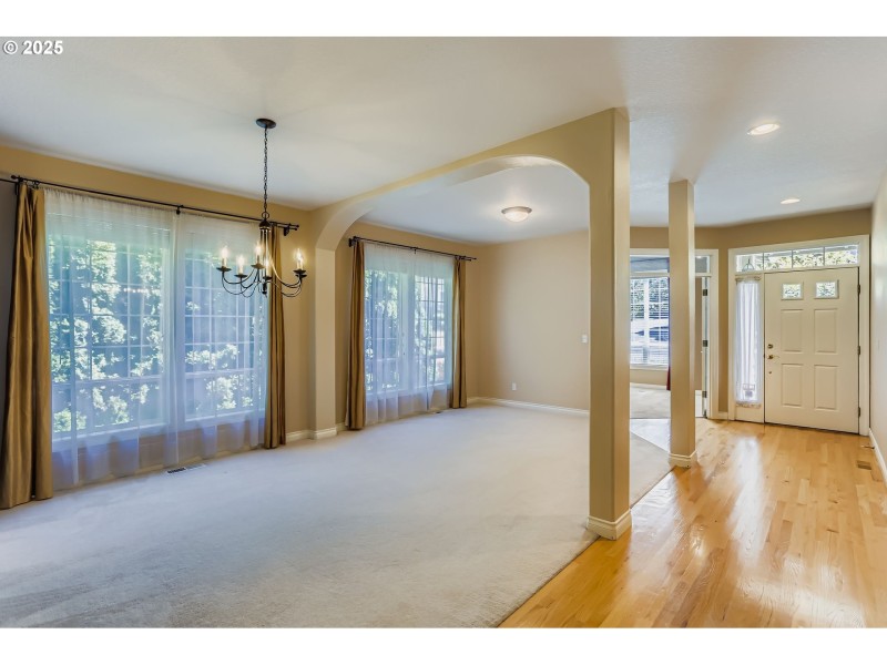 Living Room/Dining Room