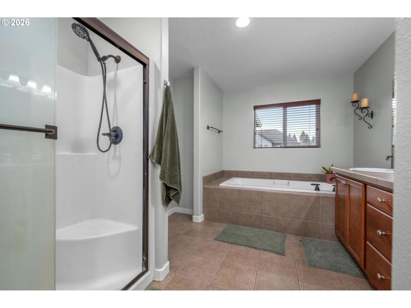 Owner's Suite Bathroom