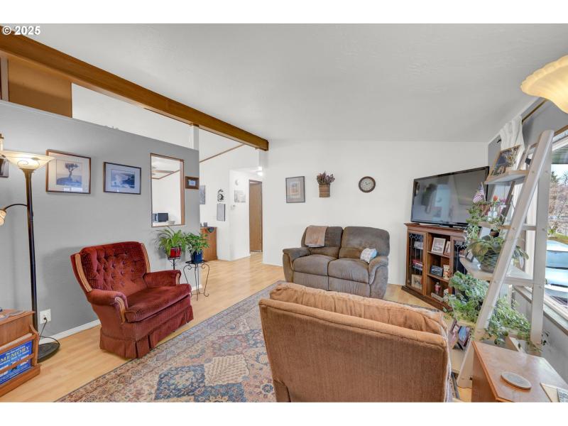 Living Room/Dining Room