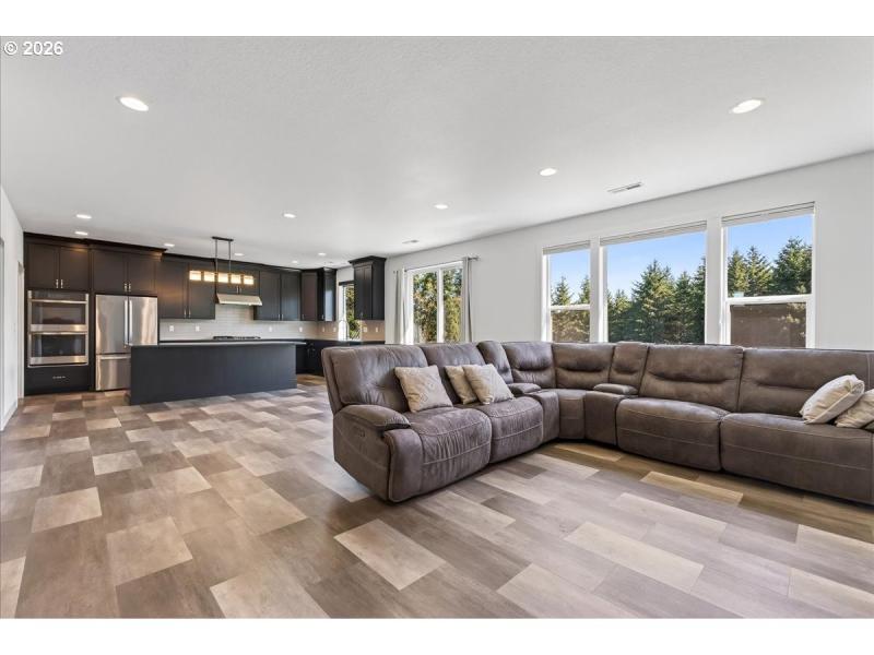 Living Room/Dining Room