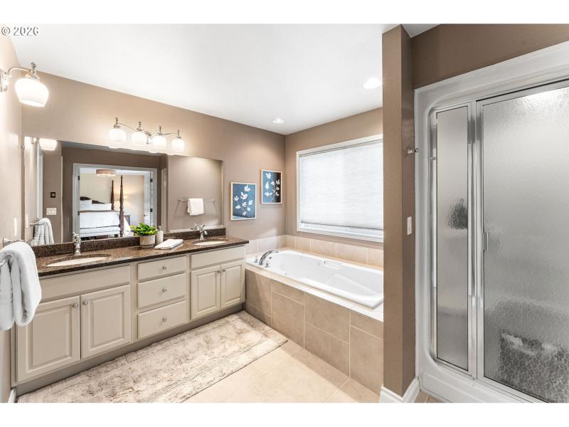 Owner's Suite Bathroom