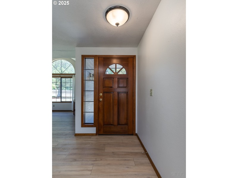 Entrance/Foyer