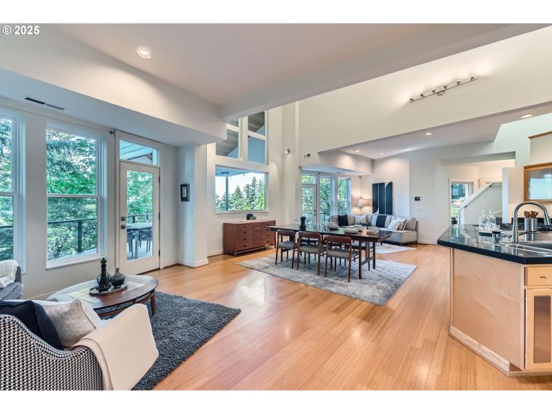 Living Room/Dining Room