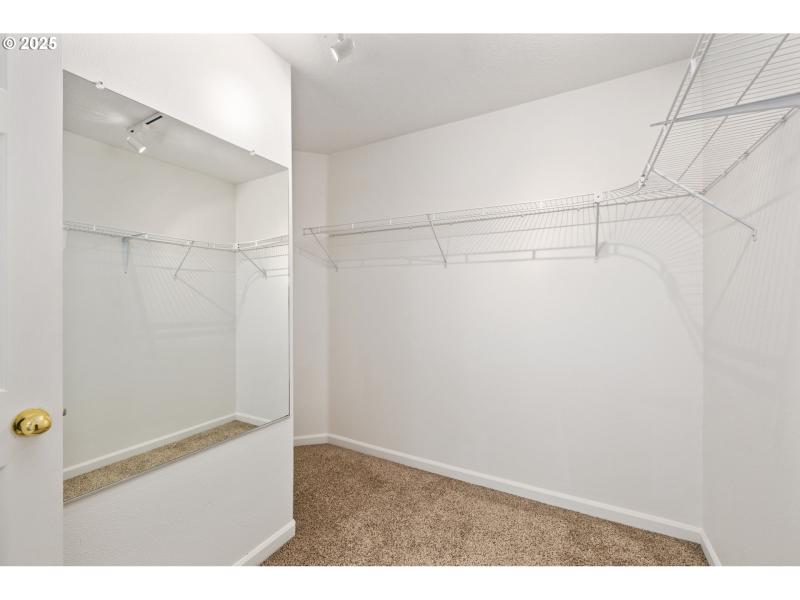 Bedroom, Owner's Suite