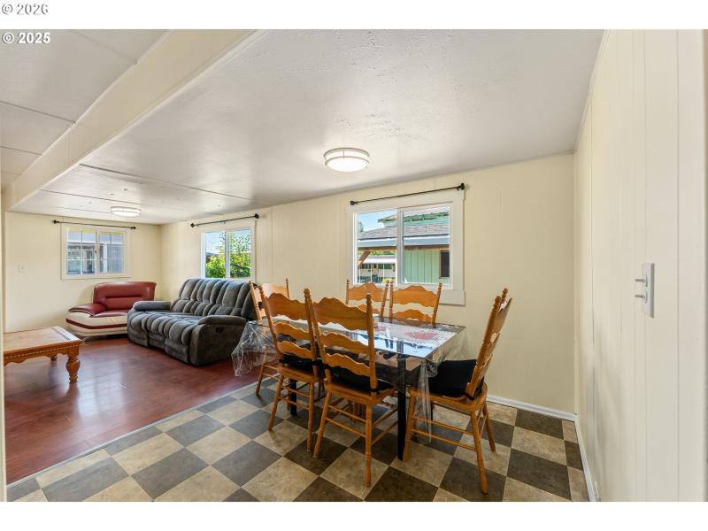 Living Room/Dining Room