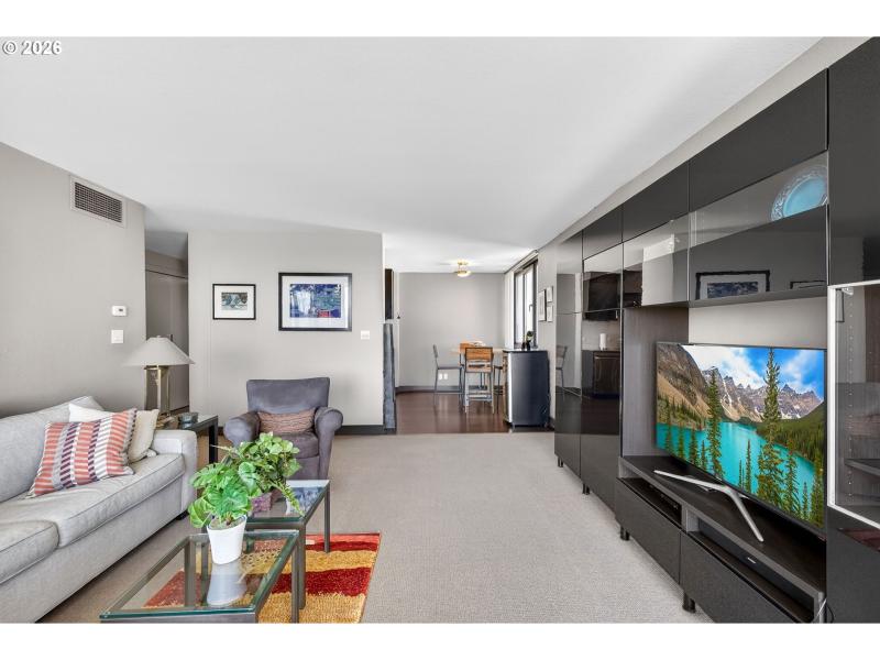 Living Room/Dining Room