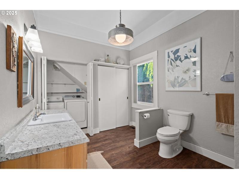 Owner's Suite Bathroom