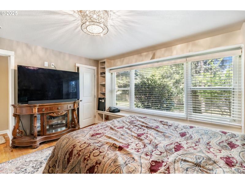 Owner's Suite Bedroom