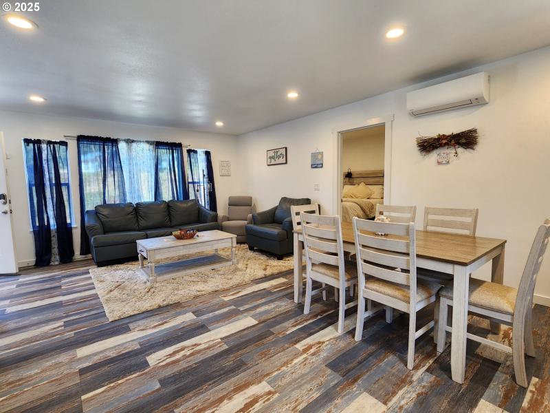 Living Room/Dining Room