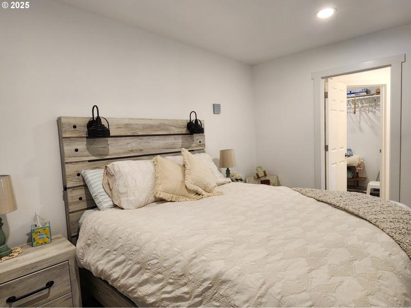 Bedroom, Owner's Suite