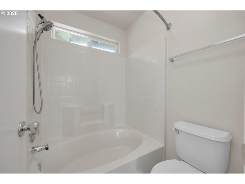 Owner's Suite Bathroom