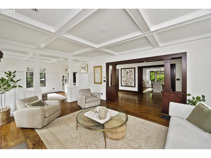 Living Room/Dining Room