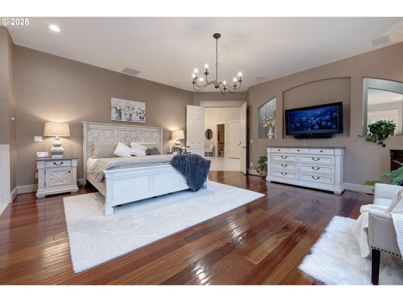 Owner's Suite Bedroom