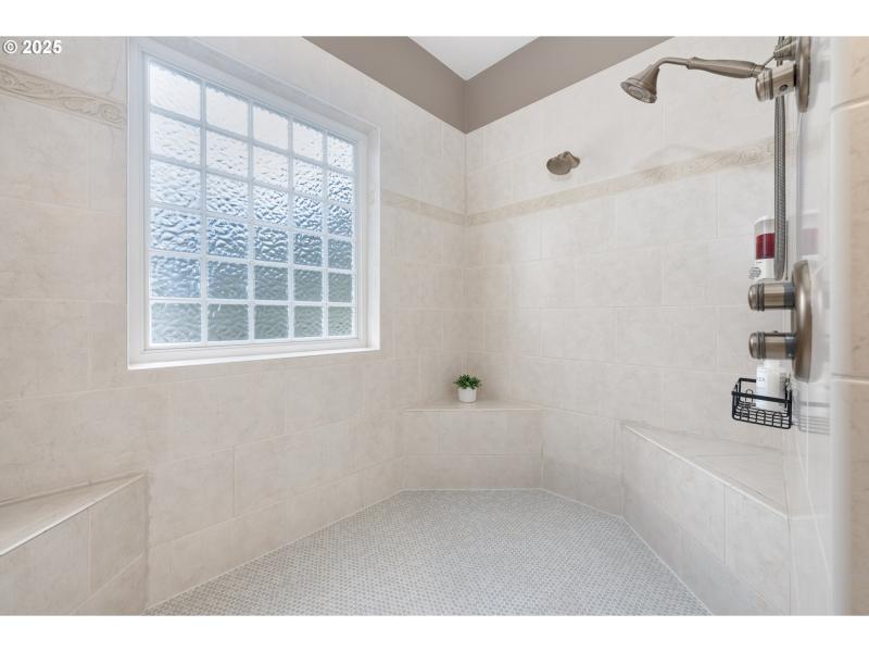 Owner's Suite Bathroom