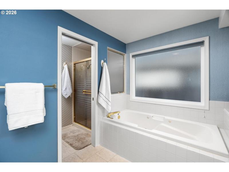 Owner's Suite Bathroom