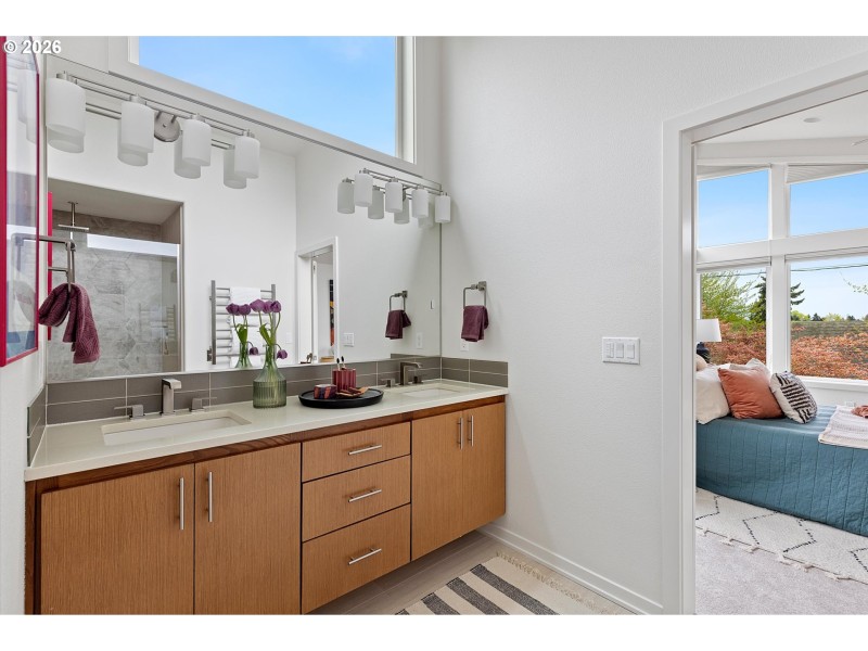 Owner's Suite Bathroom