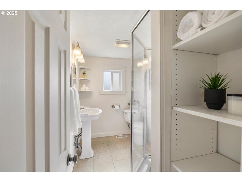 Owner's Suite Bathroom