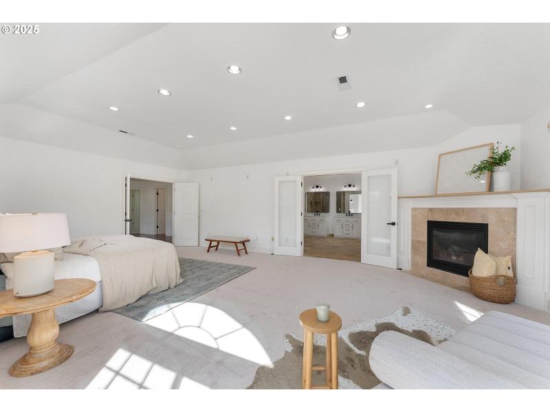 Bedroom, Owner's Suite