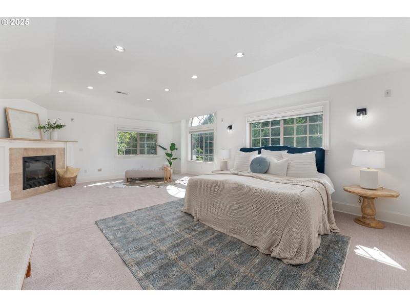 Bedroom, Owner's Suite