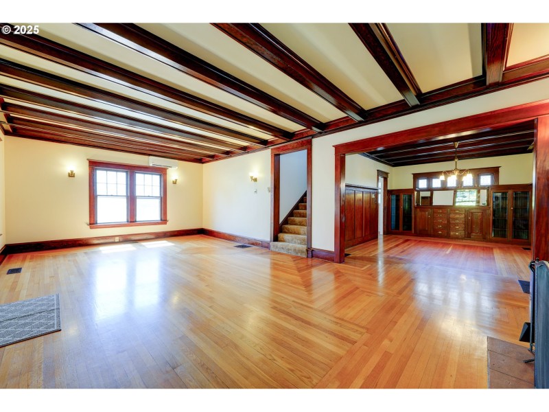 Living Room/Dining Room