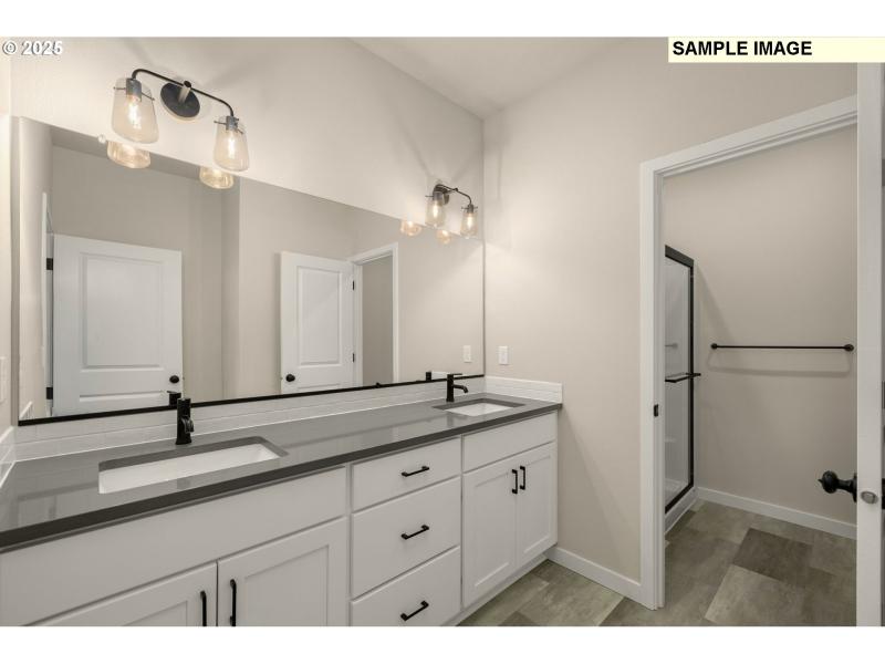 Owner's Suite Bathroom