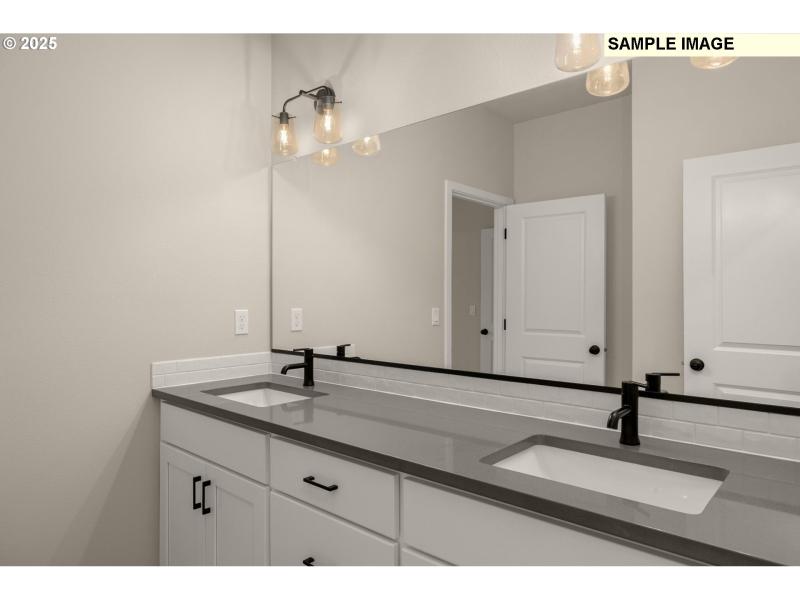 Owner's Suite Bathroom