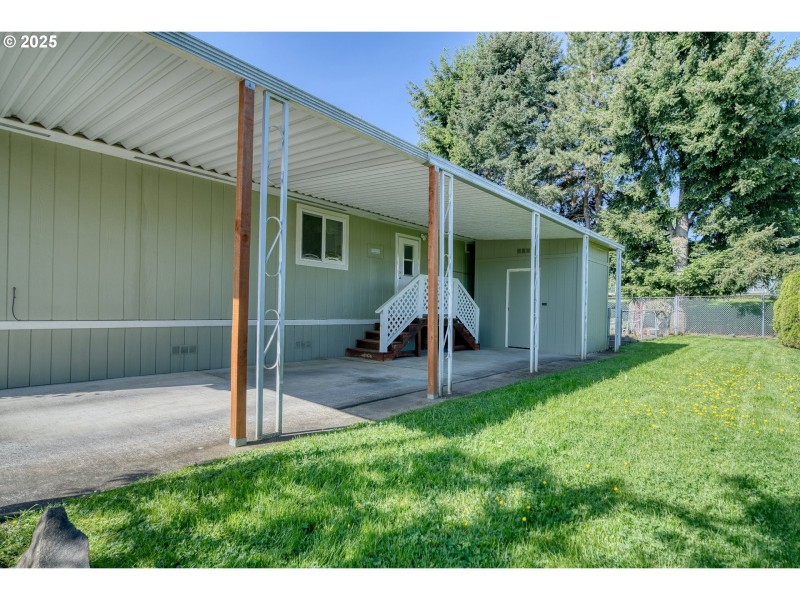 Carport