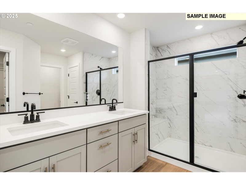 Owner's Suite Bathroom