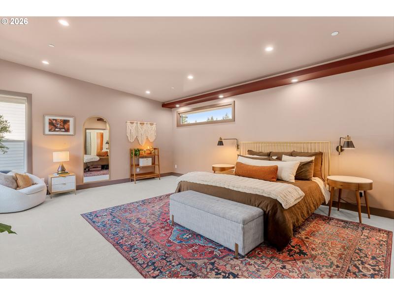 Bedroom, Owner's Suite