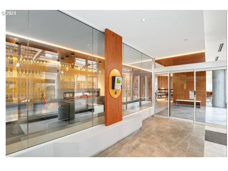 Entrance/Foyer