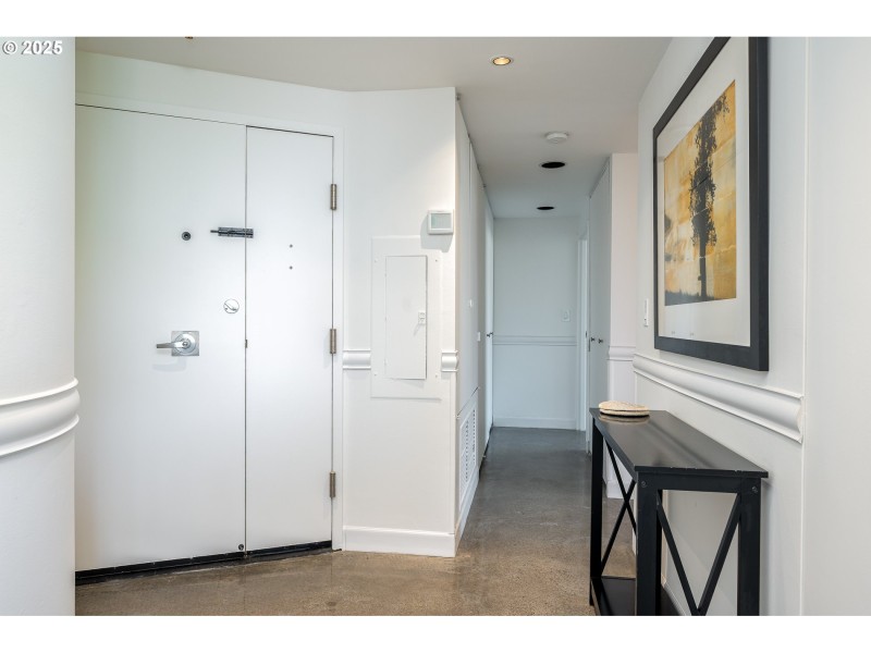 Entrance/Foyer