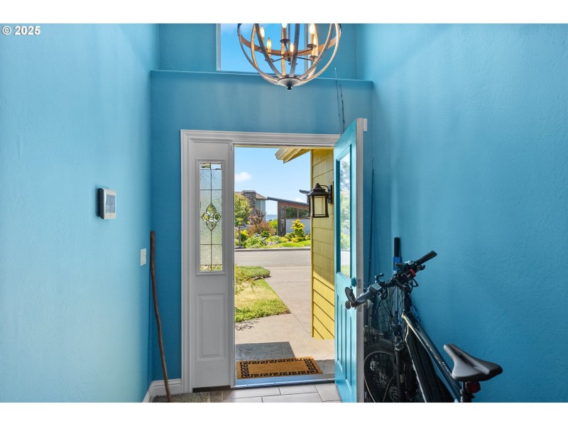Entrance/Foyer