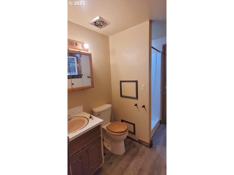 Bathroom, Attached
