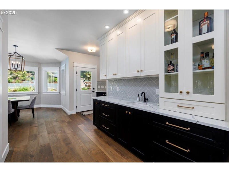 Butler's Pantry