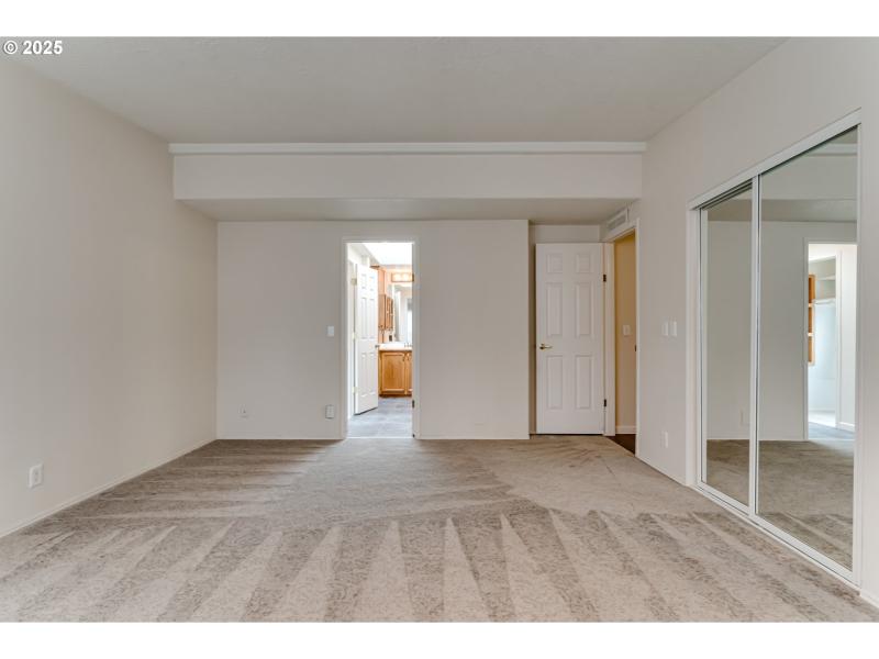 Bedroom, Owner's Suite