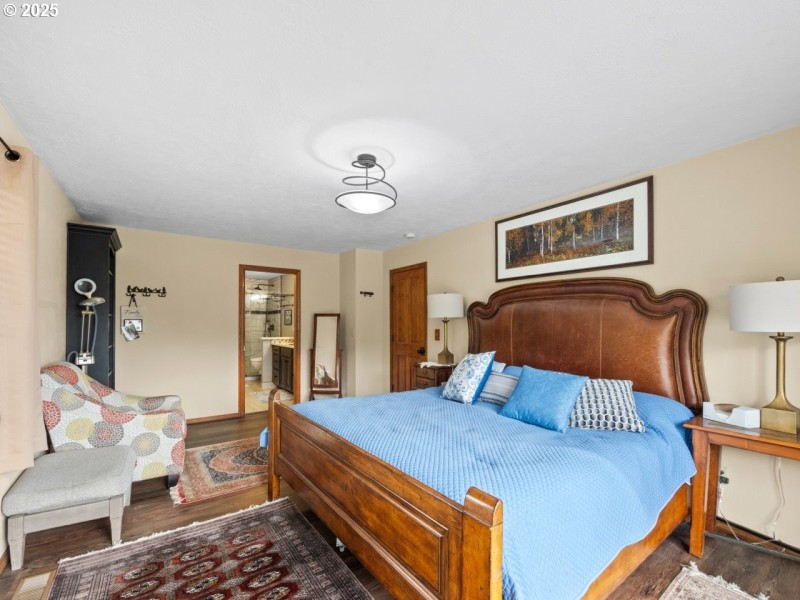 Bedroom, Owner's Suite
