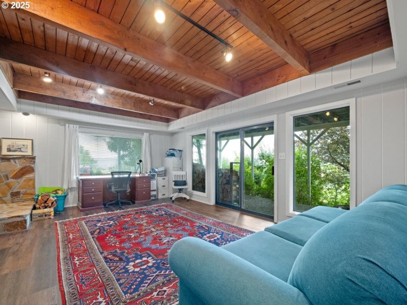 Living Room/Dining Room