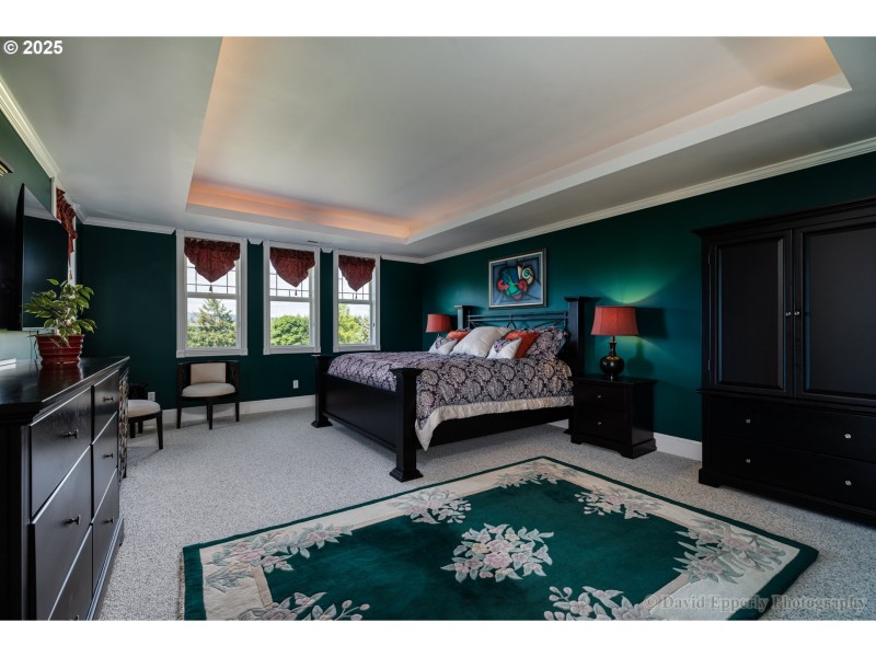 Bedroom, Primary