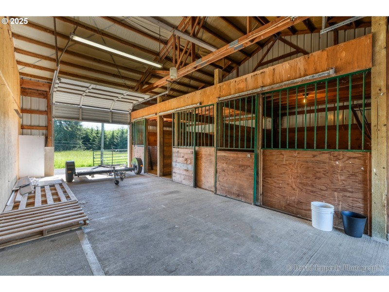 Barn