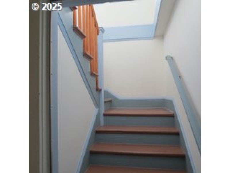 Upstairs Unit