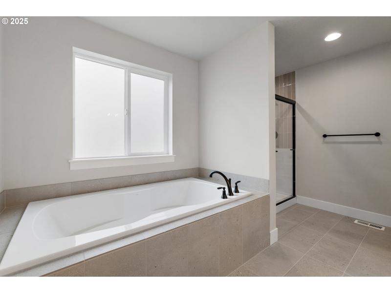 Owner's Suite Bathroom