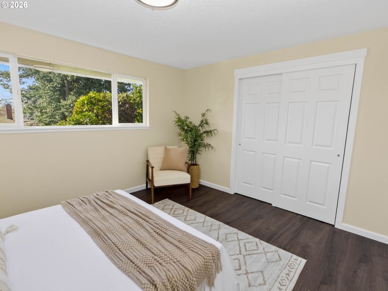 Bedroom, Owner's Suite