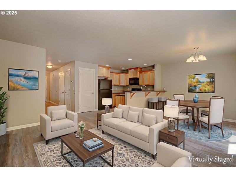 Living Room/Dining Room