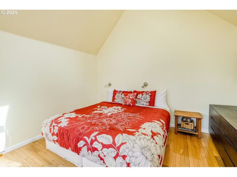 Bedroom, Owner's Suite