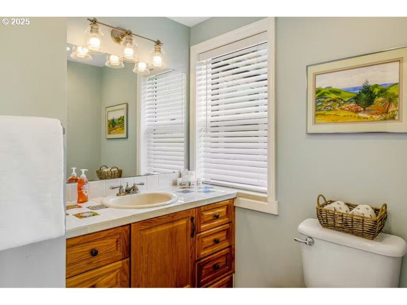 Owner's Suite Bathroom