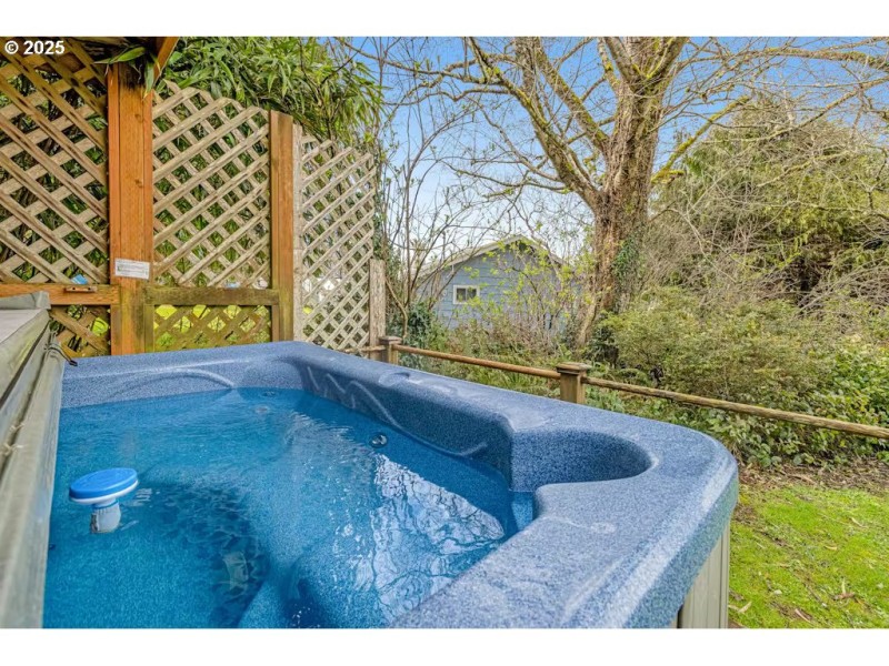 Hot Tub