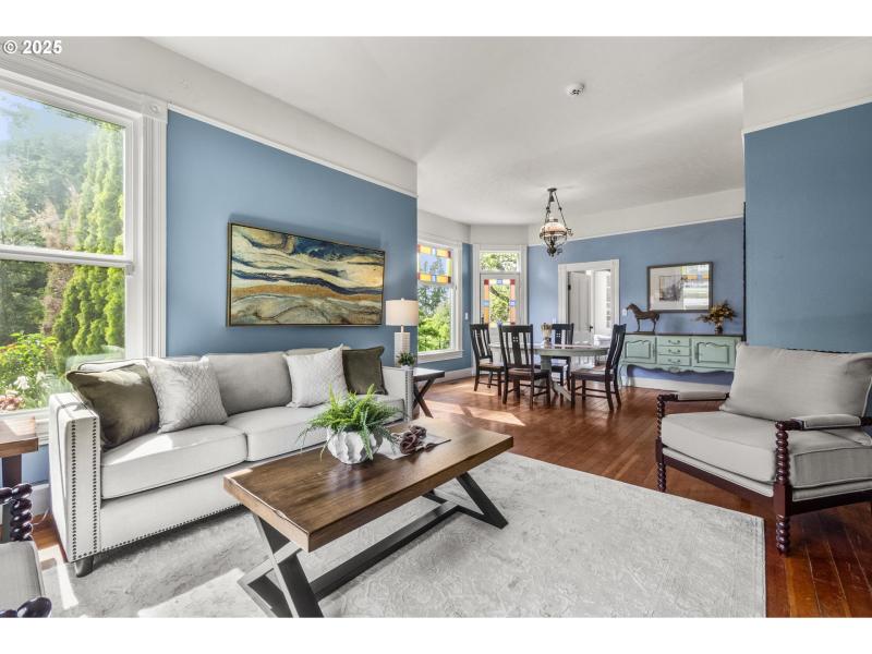 Living Room/Dining Room