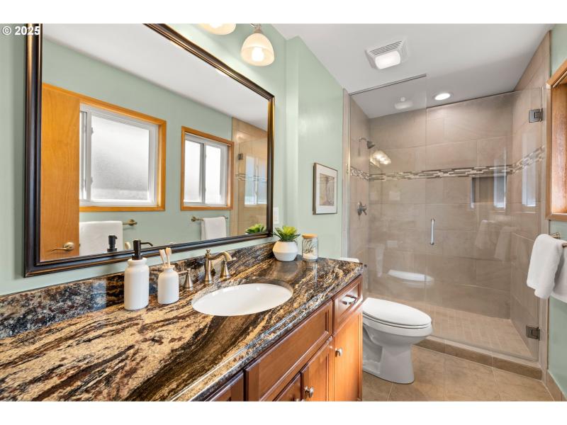 Owner's Suite Bathroom